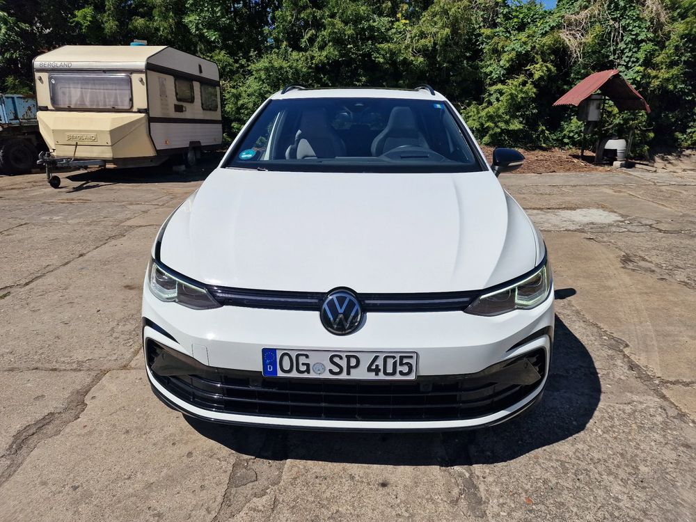 Volkswagen Golf VIII 2.0 TDI R-Line Plus DSG 2024