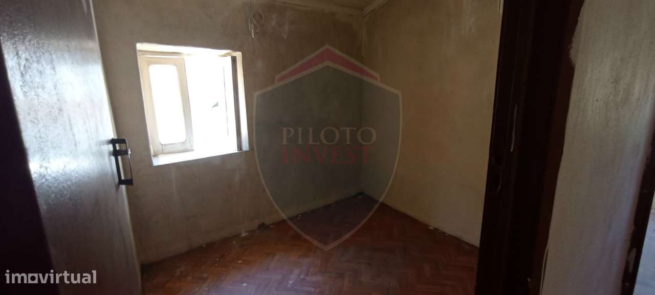 Moradia Geminada T2 Venda em Santos Evos,Viseu - Grande imagem: 4/13