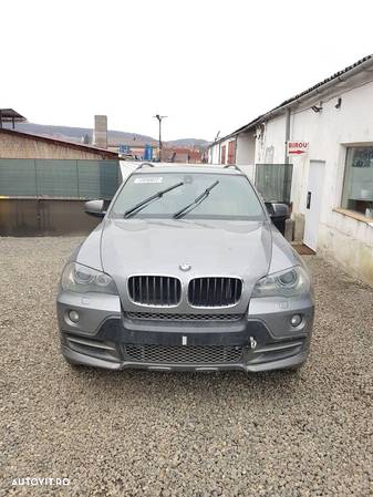 Bara fata BMW X5 E70 2007 - 2010 Gri (645) model cu spalatoare far - 2