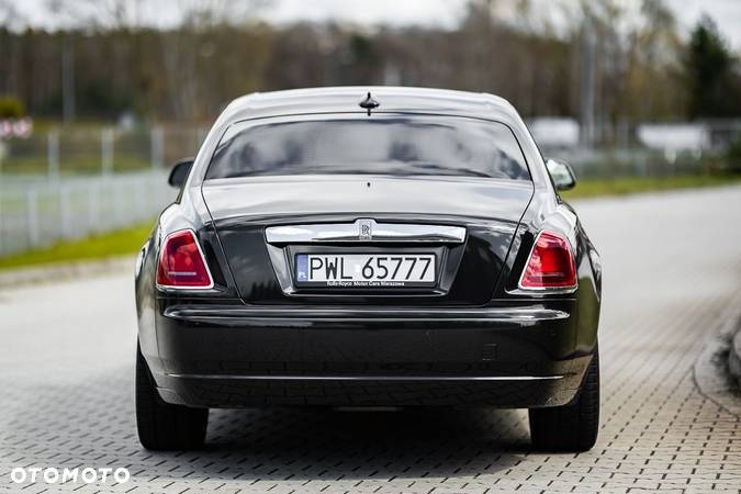 Rolls-Royce Ghost Black Badge - 15