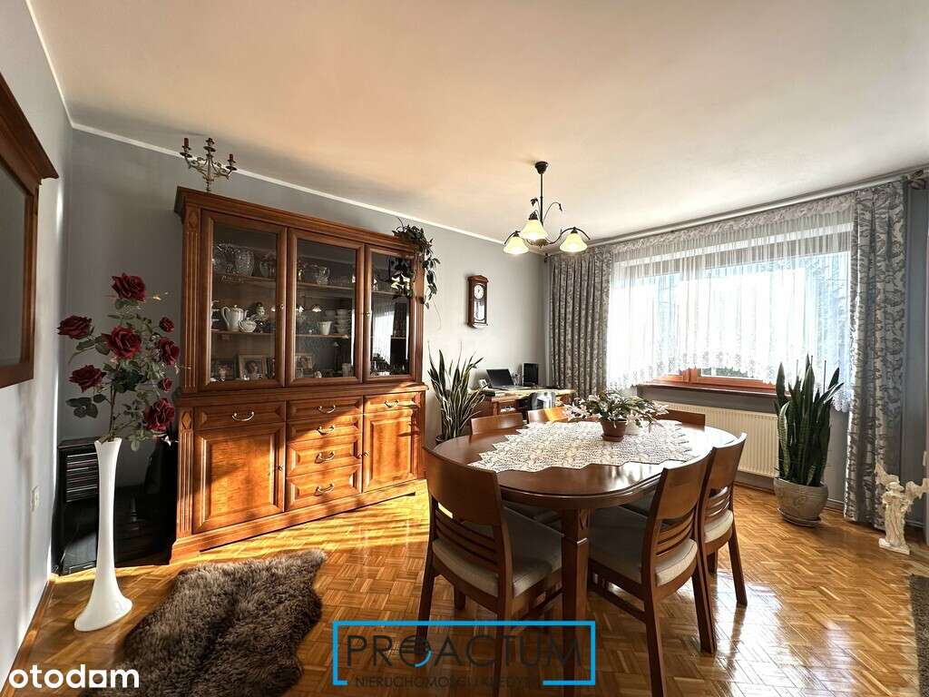 Dom - z dodatkową powierzchnią pod działalność-6