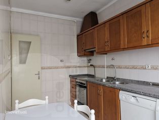 Apartamento T2 na Torre da Marinha, Seixal