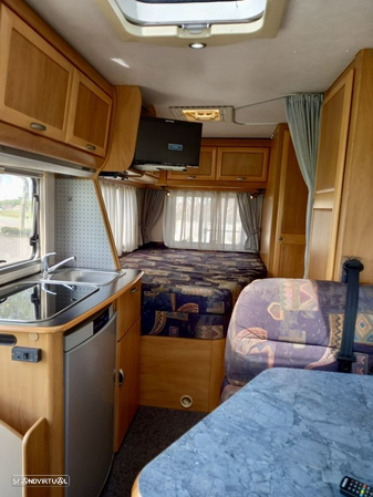 Hymer B-Star-Line B574, 4 lugares e 6 dormidas - 5