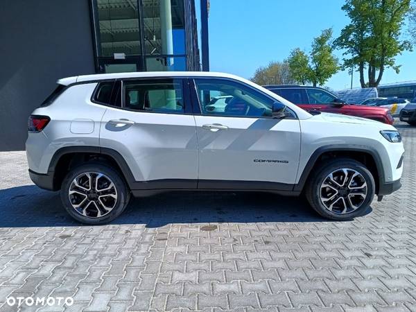 Jeep Compass - 9