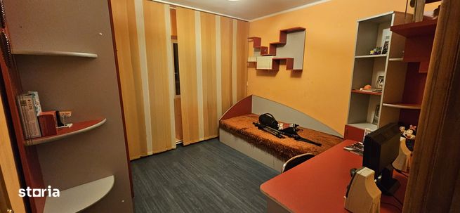 Apartament 4 camere decomandat Micro 20 pret 135.000 euro negociabil-6