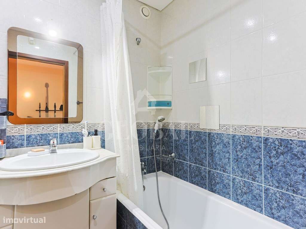 APARTAMENTO T3 SERZEDO-17