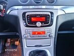 Ford Galaxy 2.0 TDCi DPF Titanium - 21