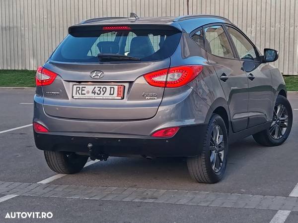 Hyundai ix35 2.0 CRDi 2WD Style - 11