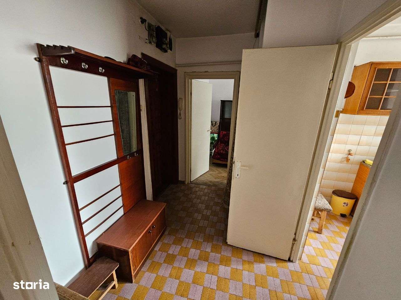 Vand ap cu 3 camere zona Parc Central - Imagine principală: 4/11