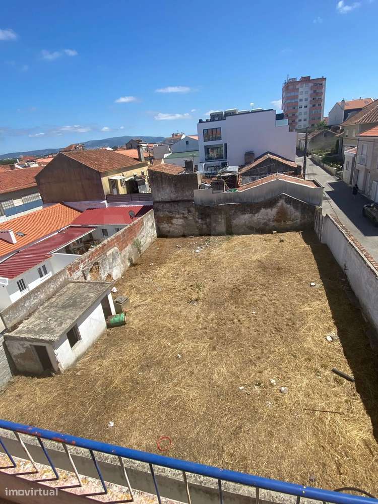 Terreno para construção no centro da Vila do Bombarral - Grande imagem: 4/6
