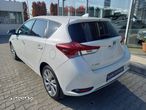 Toyota Auris - 5