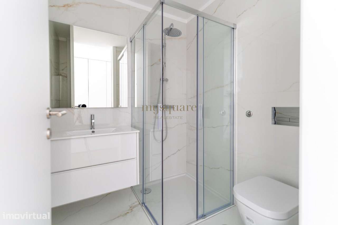 Moradia geminada T4 - Canidelo, Gaia-24