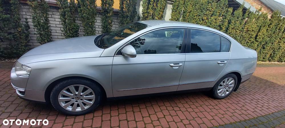 Volkswagen Passat 2.0 TDI DPF Comfortline - 6