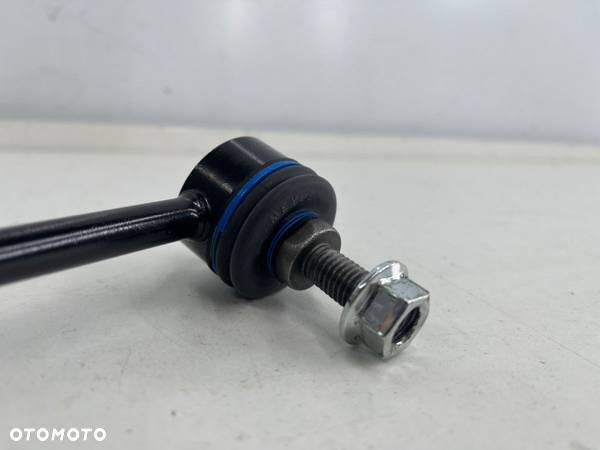 Łącznik stabilizatora BMW E81 E82 E87 E88 E90 E91 wspornik lewy przedni Meyle 3160600016/HD 6765933 - 3