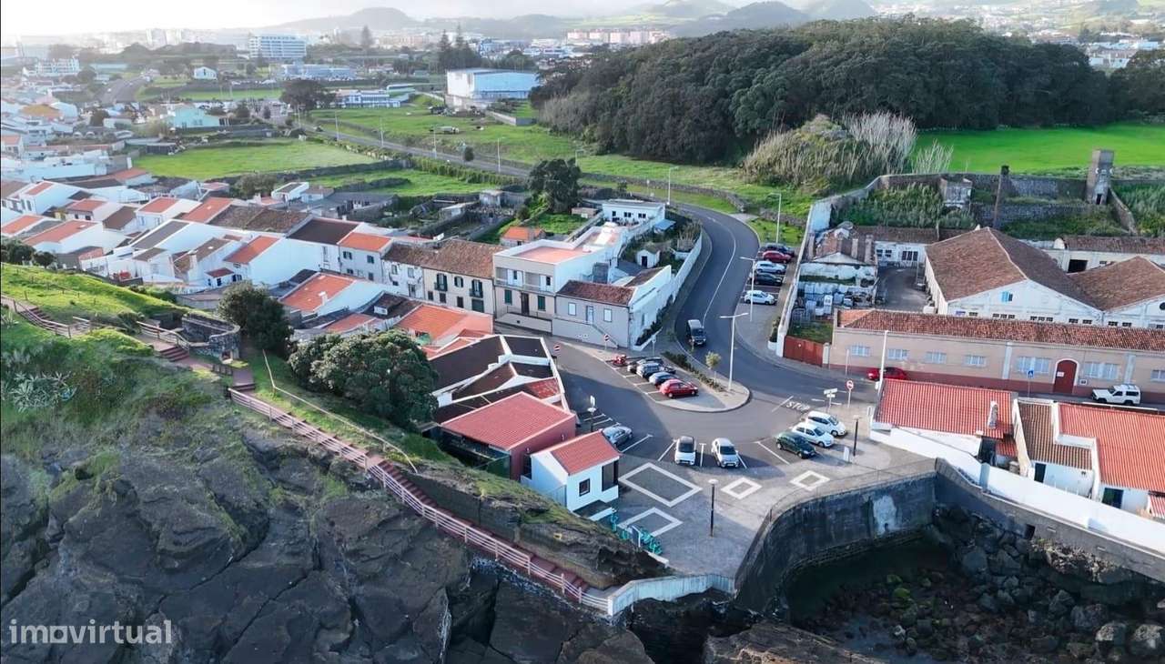 Moradia Geminada - São Roque - Grande imagem: 4/13