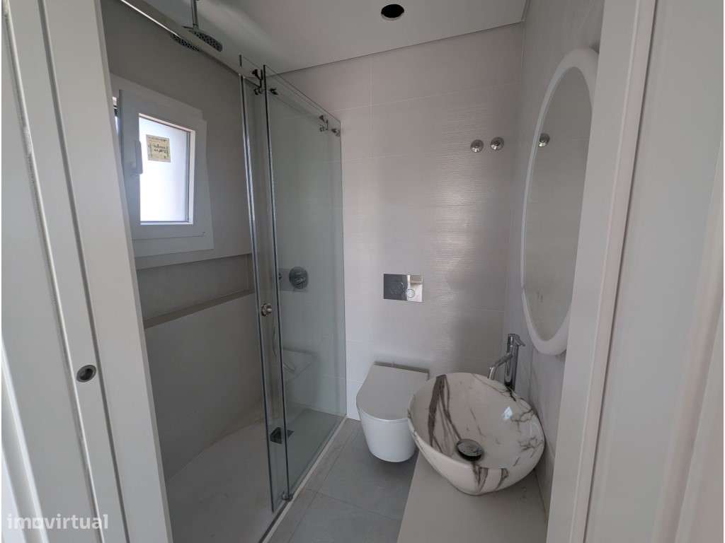 Moradia T3 com 2 suites em Quinta das Laranjeiras Fernão Ferro-18
