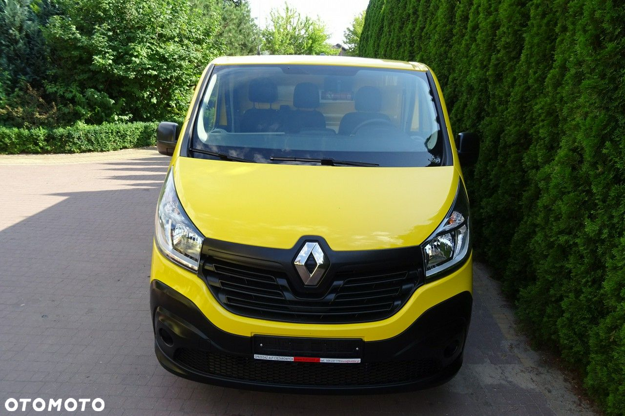 Renault Trafic - 32