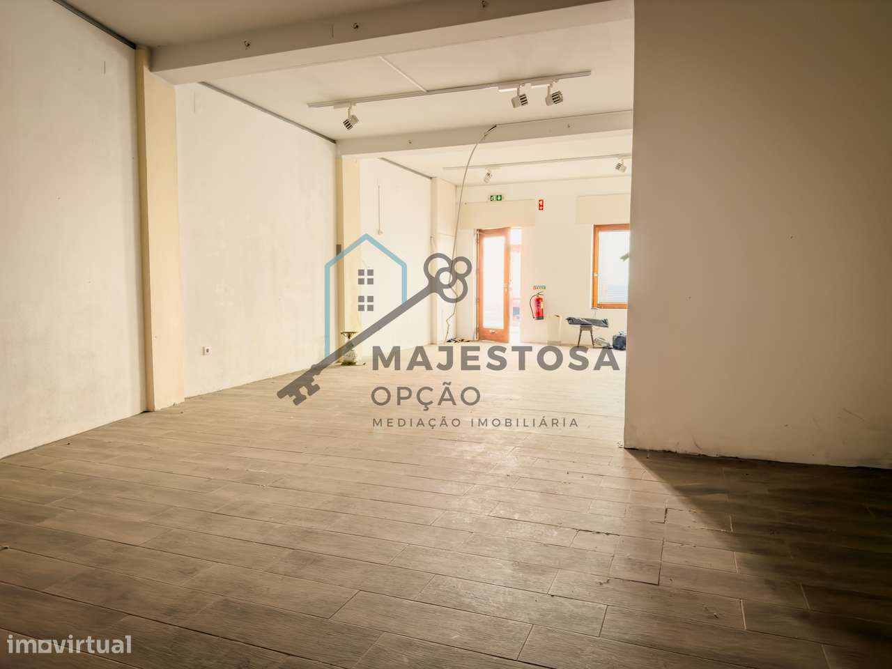 Prédio Inteiro — Comércio + Habitação | Centro de Vila do Conde-5