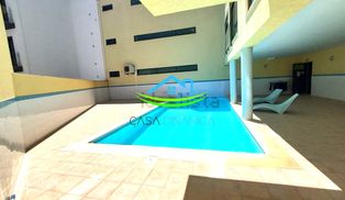 Penthouse com piscina e vista mar