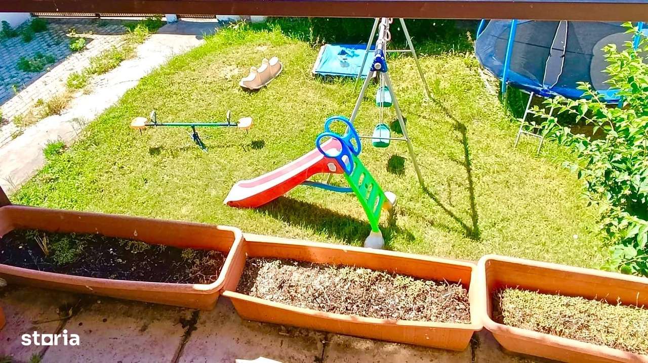 Casa individuala spatioasa si teren mare, pozitie excelenta, Sacalaz - Imagine principală: 4/20