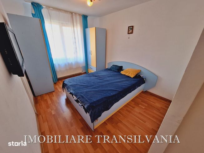 Agentie vindem Apartament, 35 mp, et.3 - strada Independentei-3