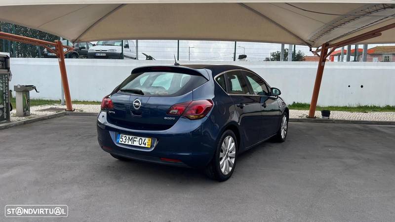 Opel Astra 1.3 CDTi Cosmo - 4