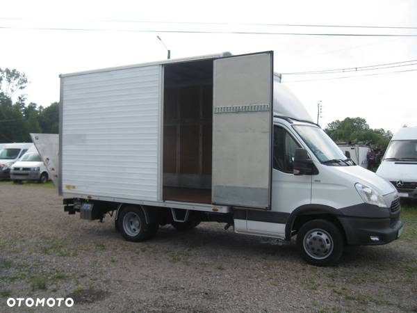 Iveco DAILY 35C15. DOKA 7- OSÓB + KIPER NA 3- STRONY  3,10 -M. - 32