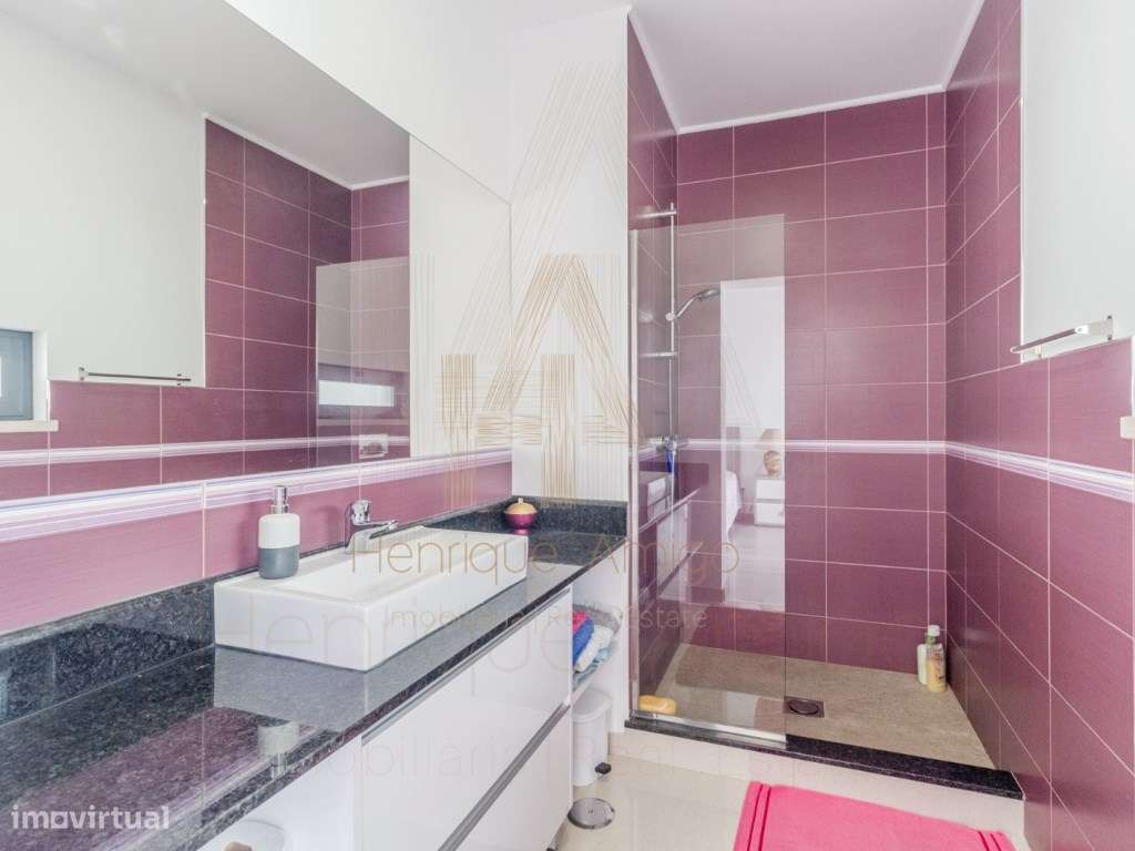 Moradia T4 com piscina em Castelo (Sesimbra)-15