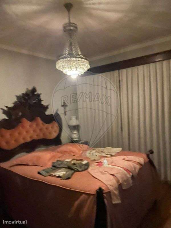 Moradia T4 para arrendamento - Grande imagem: 2/9