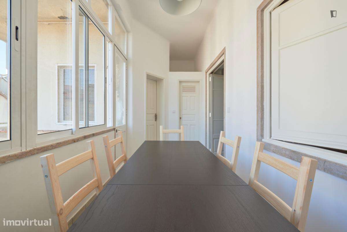 Quarto - localizado em Alameda Lisbon - Grande imagem: 5/10