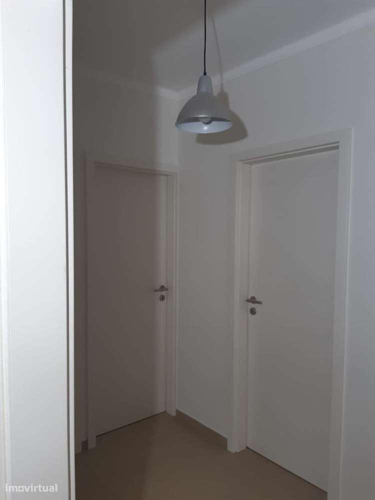 Aluga-se T3 em Serreleis - Grande imagem: 3/5