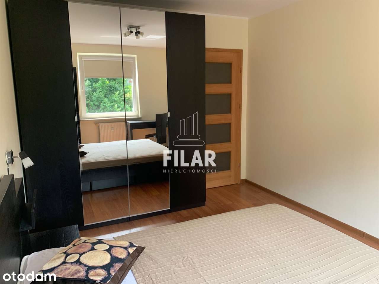 Os. Dolina Cisów, cisza i spokój, balkon, hala-11