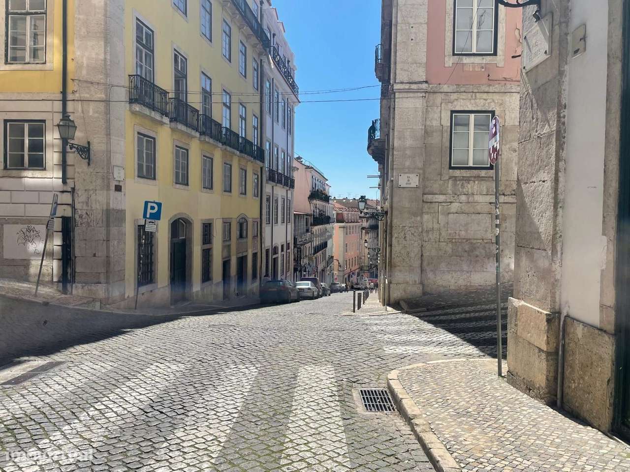 Loja para venda | 2 pisos | Rua das Flores | Zona premium-17