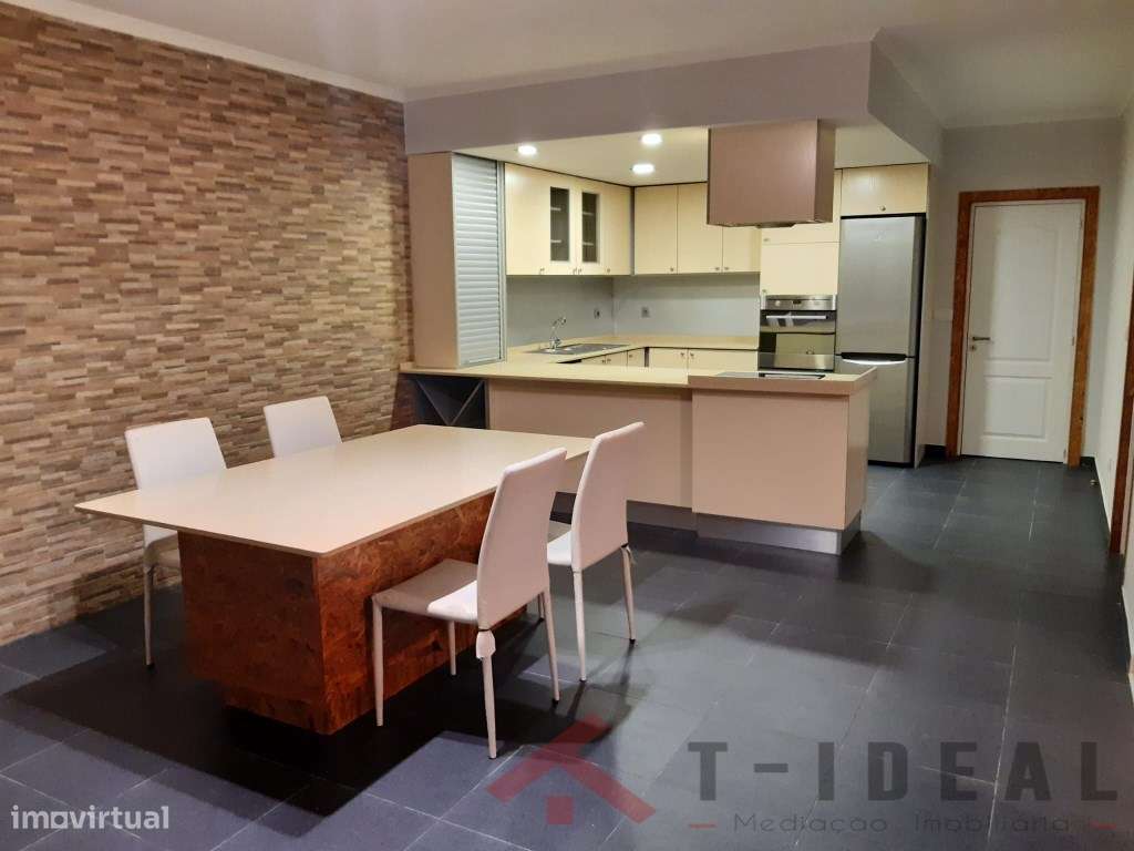 Moradia T3 Renovada com Espaço Exterior - Grande imagem: 4/13