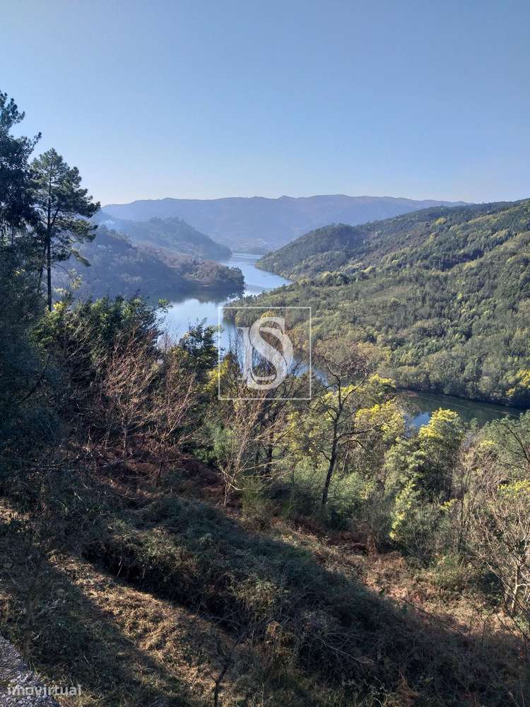 Terreno  Venda em Louredo,Vieira do Minho-0