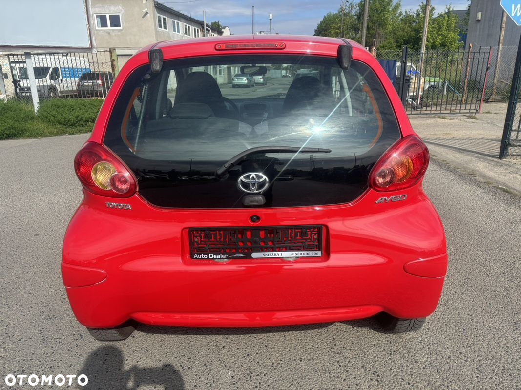 Toyota Aygo Cool - 10