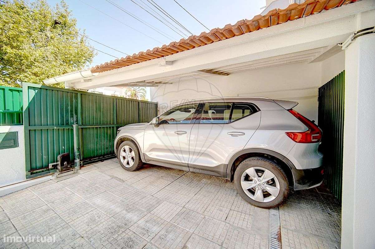 Moradia T5 para venda-33
