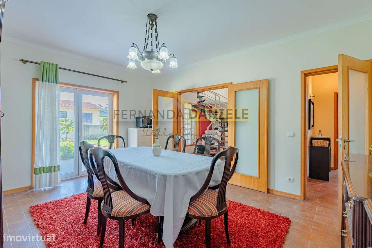 Moradia em Travanca com 3 suítes e 1425m2 de terreno-15