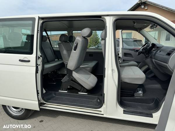 Volkswagen Transporter Shuttle Kurz - 7