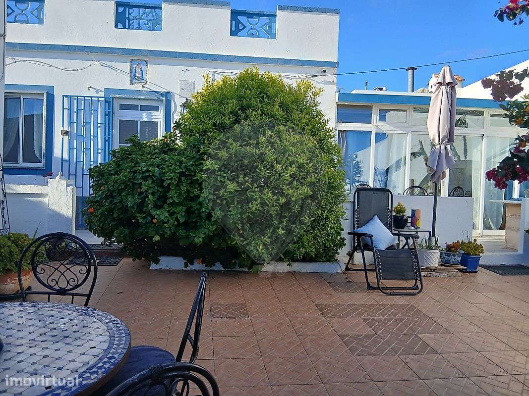 Moradia T2 para arrendamento - Grande imagem: 2/3