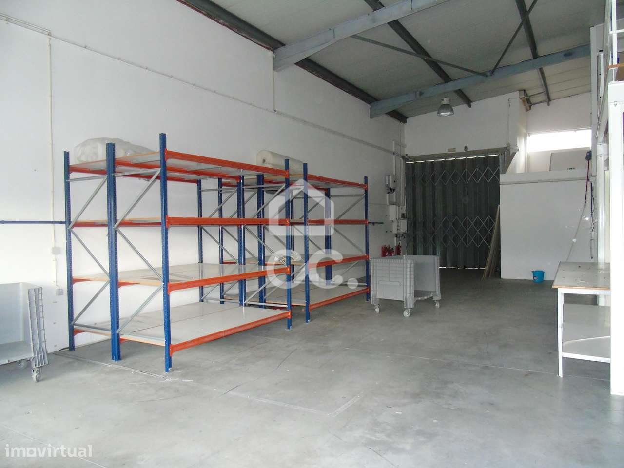 Armazém em Selho São Jorge - Guimarães - Grande imagem: 4/17