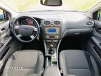 Ford Focus 1.6 16V Ghia - 5