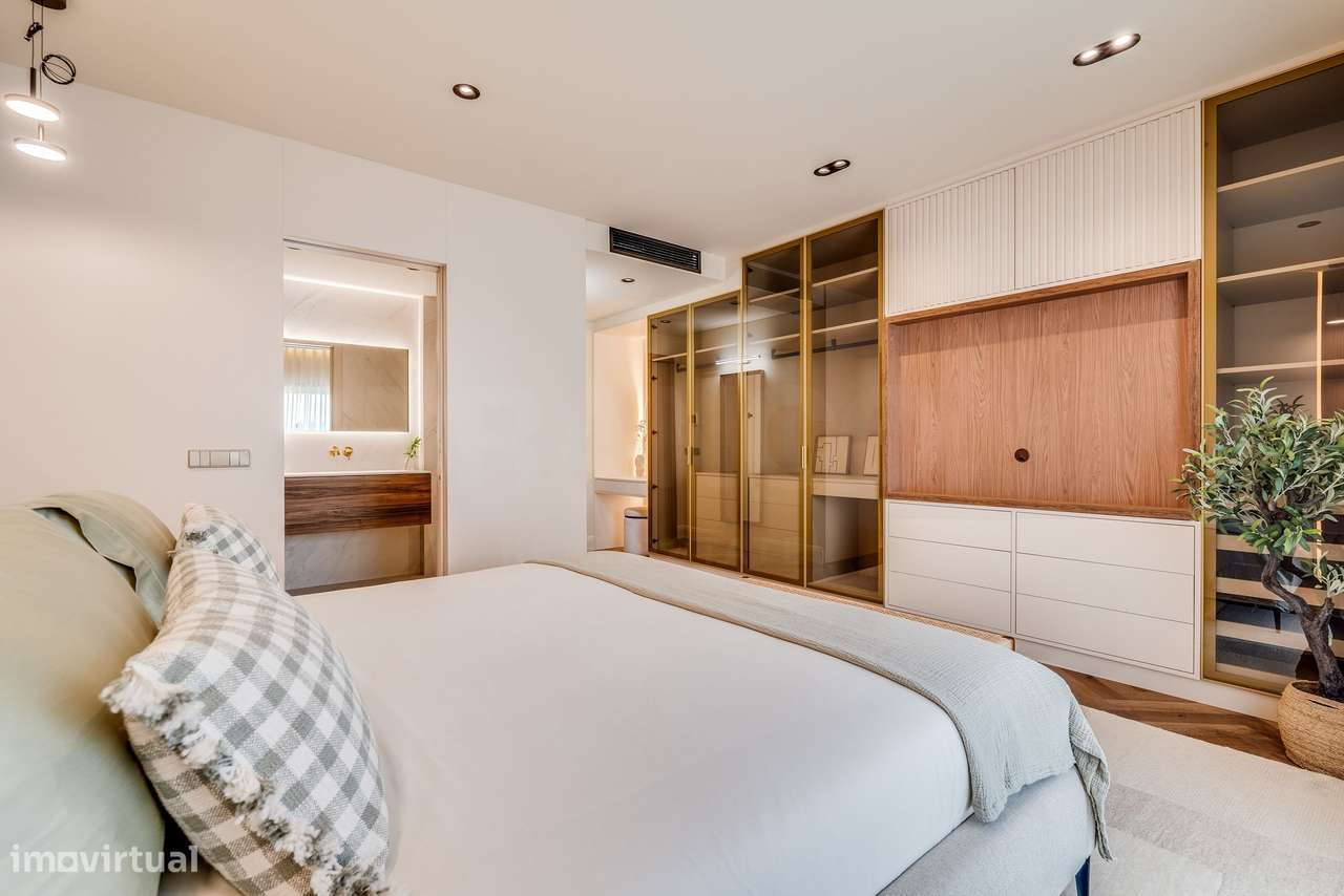 Apartamento T2 Moderno com Rooftop Privado & Vistas Panorâmicas e Gara-17