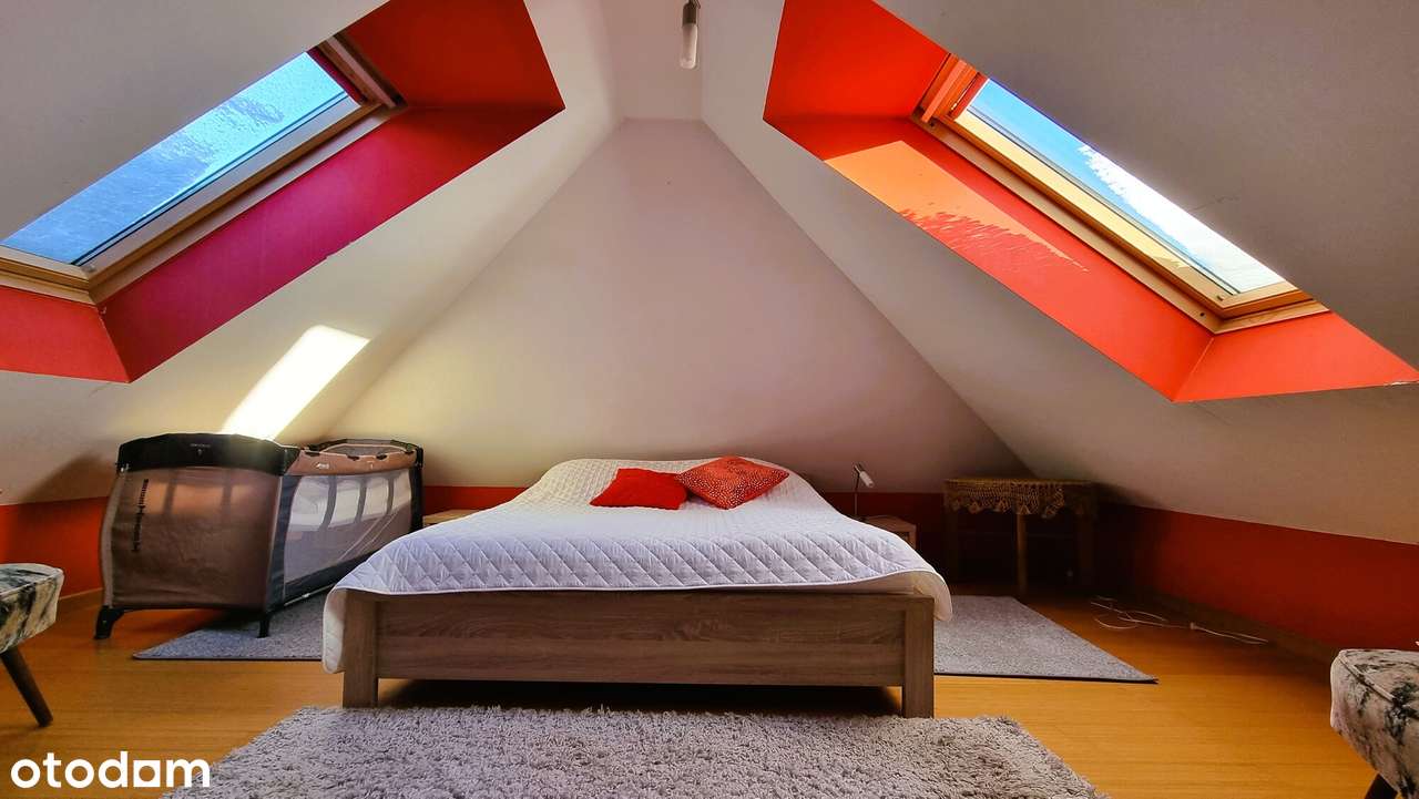 Komfortowy duży dom z pięknie zagospodarowaną działką w Szczecinku.-15