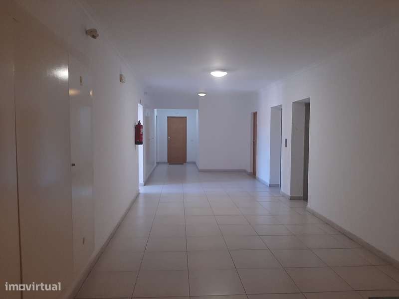 Apartamento em Azambuja, Azambuja - Grande imagem: 2/13