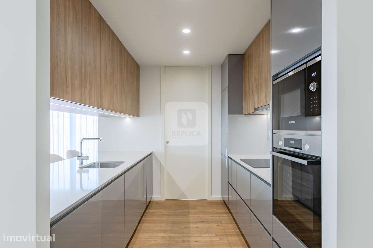 Penthouse T4 com Vista Panorâmica no Centro de Vila Nova de Gaia-15