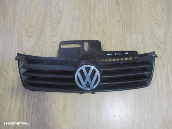 Grelha Frontal Simbolo VW Volkswagen Polo 2002 a 2008 - 2