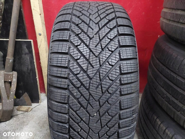 225/40R18 92V Pirelli Winter 2 Cinturato 2021 - 1