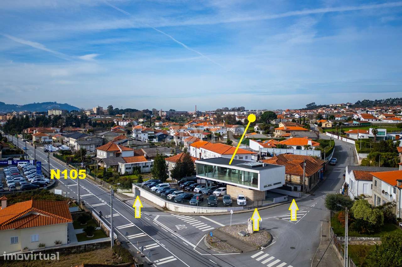 Pavilhão/ Edifício para Comércio e Serviços em Lordelo, Guimarães - Grande imagem: 2/58