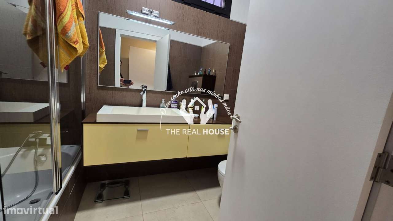 Moradia v3+1 funchal vista baia-42